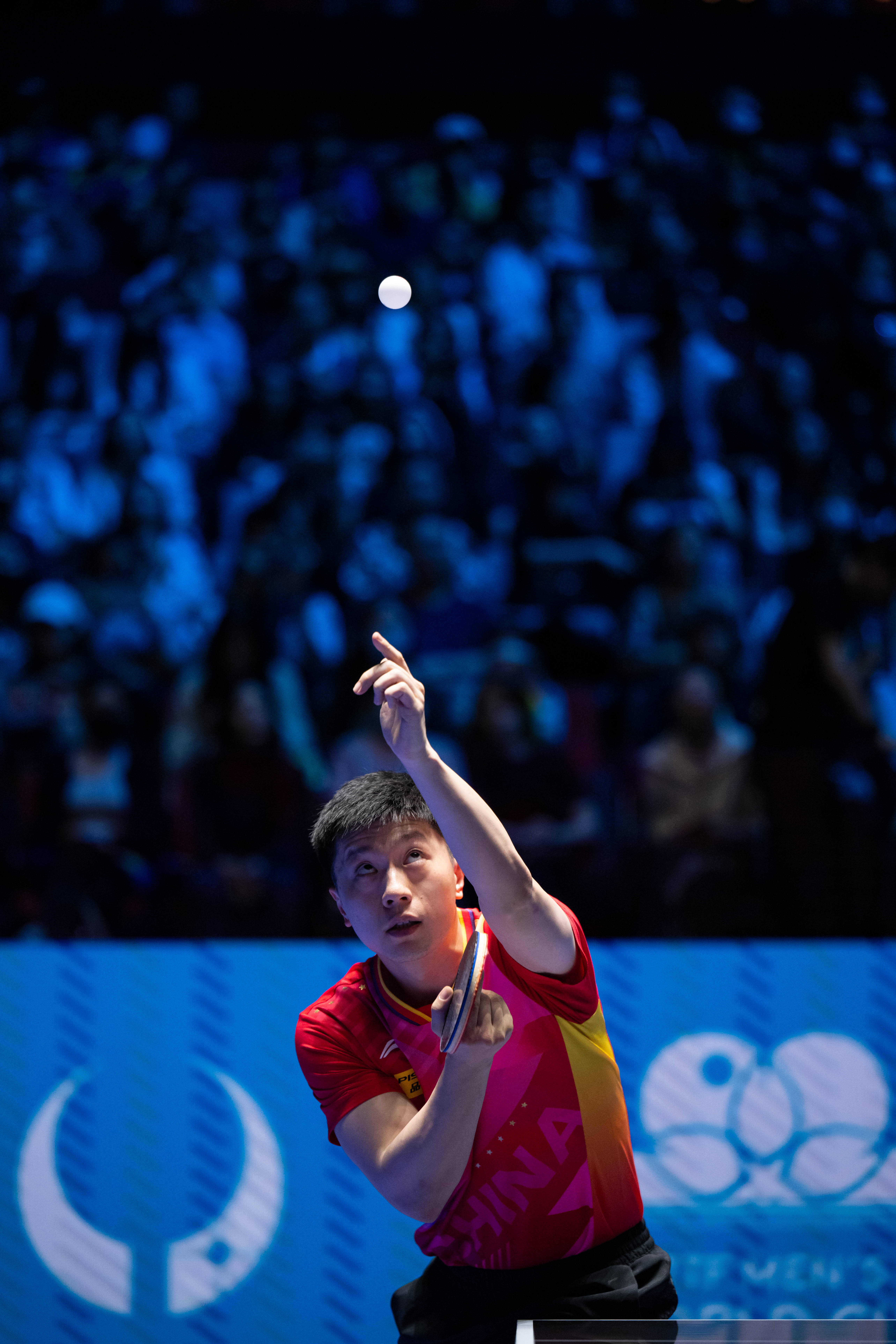 包含中国乒乓球队完胜法国乒乓球队，马龙高光表现的词条