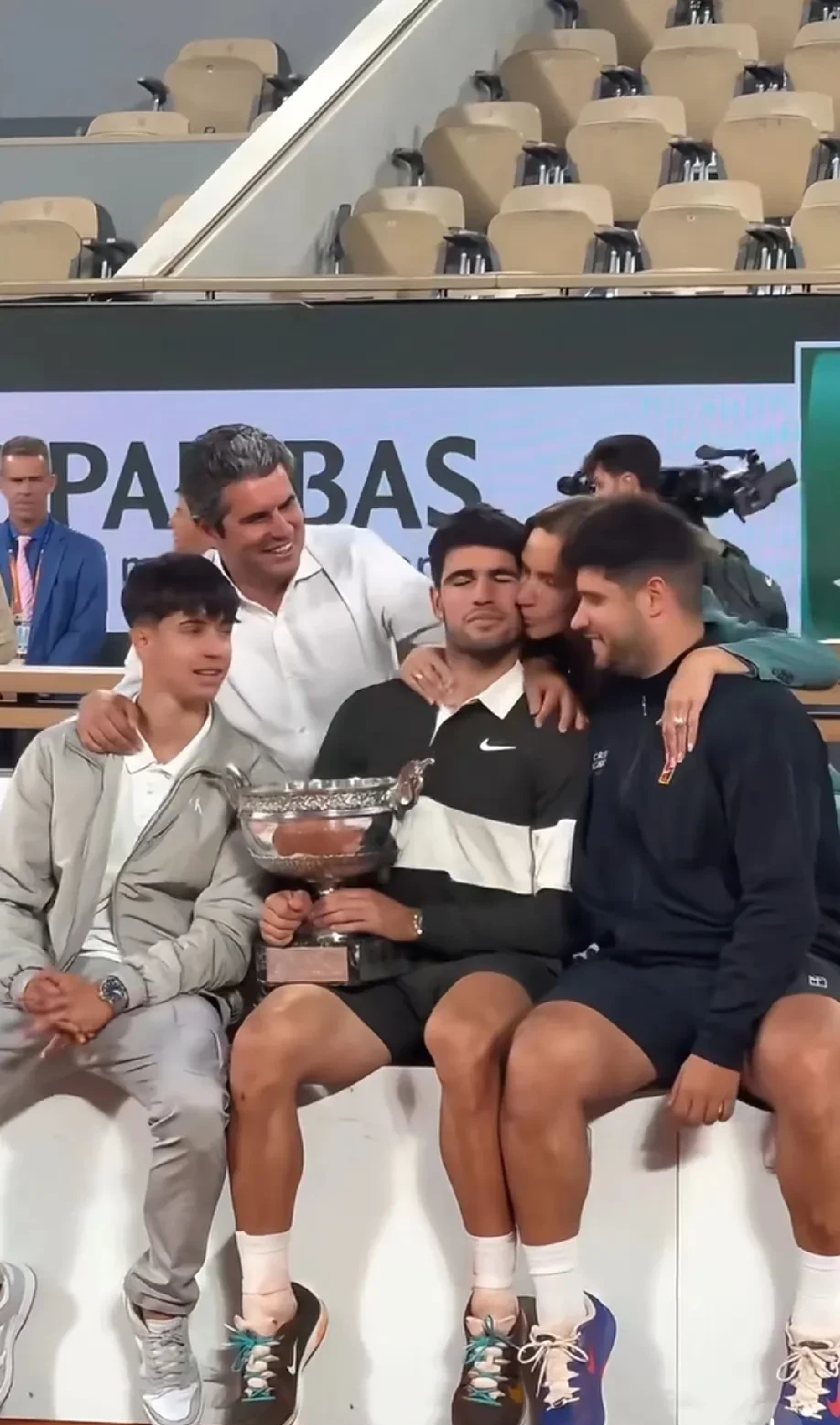 德国网球队横扫意大利网球队,阿尔卡拉斯制霸全场 德国网球队横扫意大利网球队,阿尔卡拉斯制霸全场