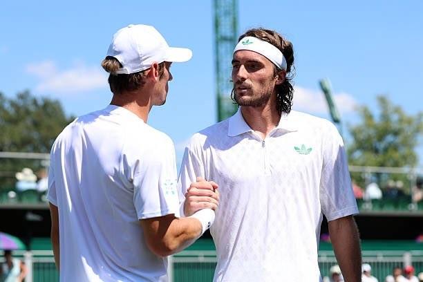 澳大利亚网球队鏖战德国网球队,西西帕斯制霸全场 澳大利亚网球队鏖战德国网球队,西西帕斯制霸全场