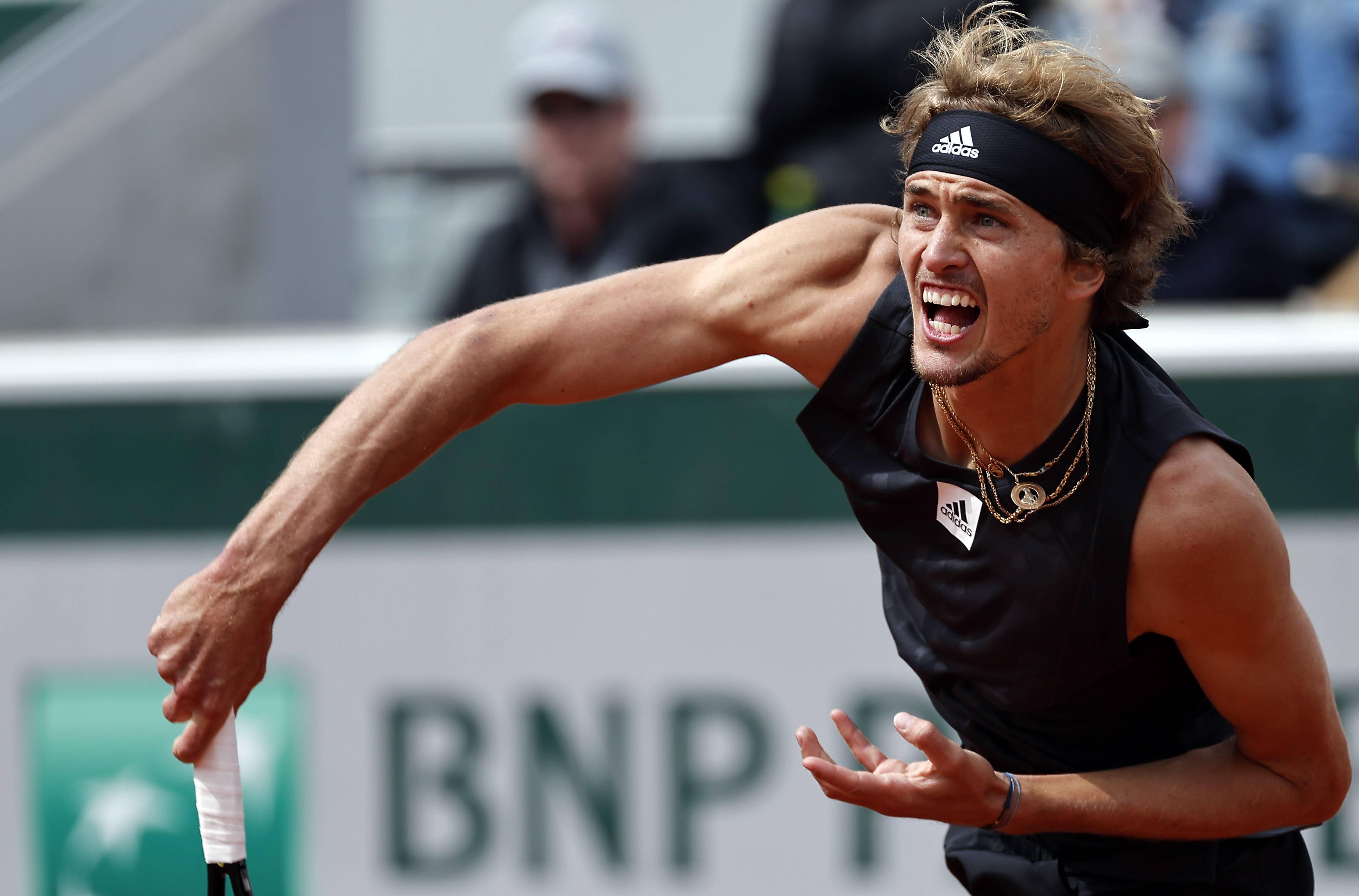 意大利网球队碾压德国网球队,兹维列夫高光表现 意大利网球队碾压德国网球队,兹维列夫高光表现