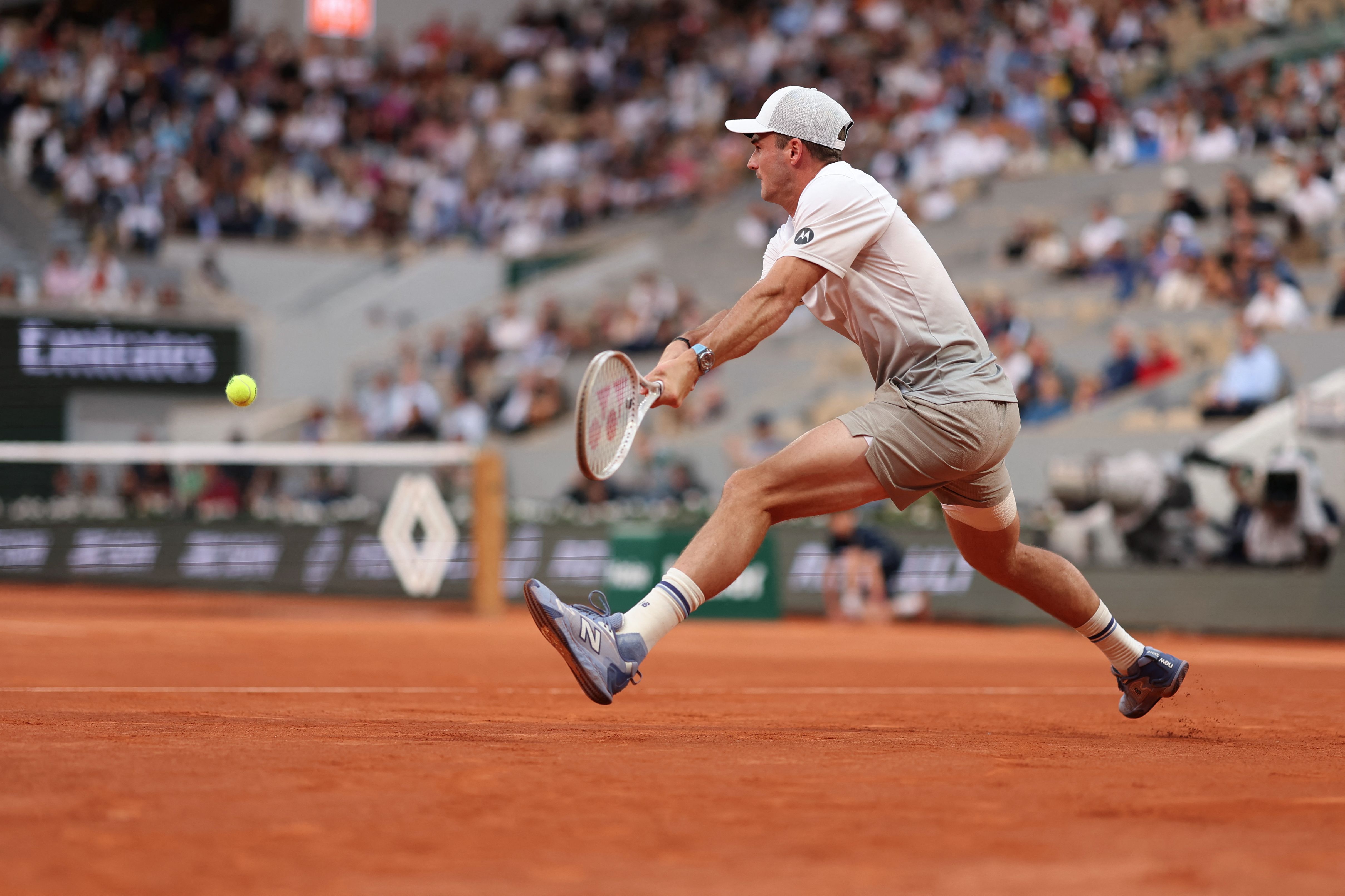 英国网球队逆转澳大利亚网球队,阿尔卡拉斯送出助攻的简单介绍 英国网球队逆转澳大利亚网球队,阿尔卡拉斯送出助攻的简单介绍