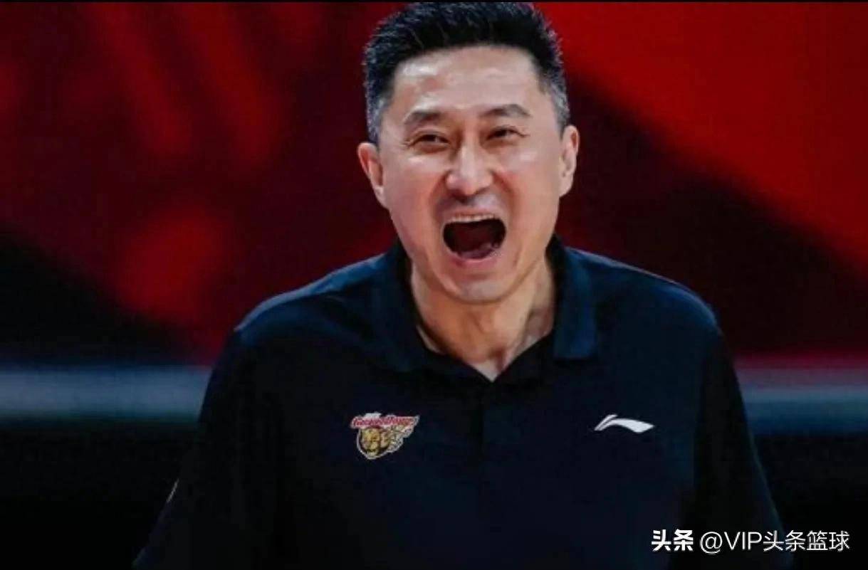 球星爆发!CBA赛场再现神级操作的简单介绍 球星爆发!CBA赛场再现神级操作的简单介绍