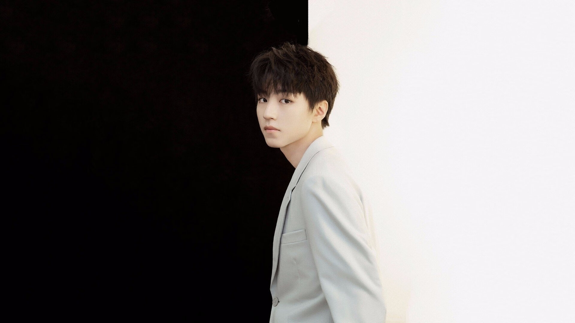 勒克莱尔破局，一人扛起车队，改写不可能方程式