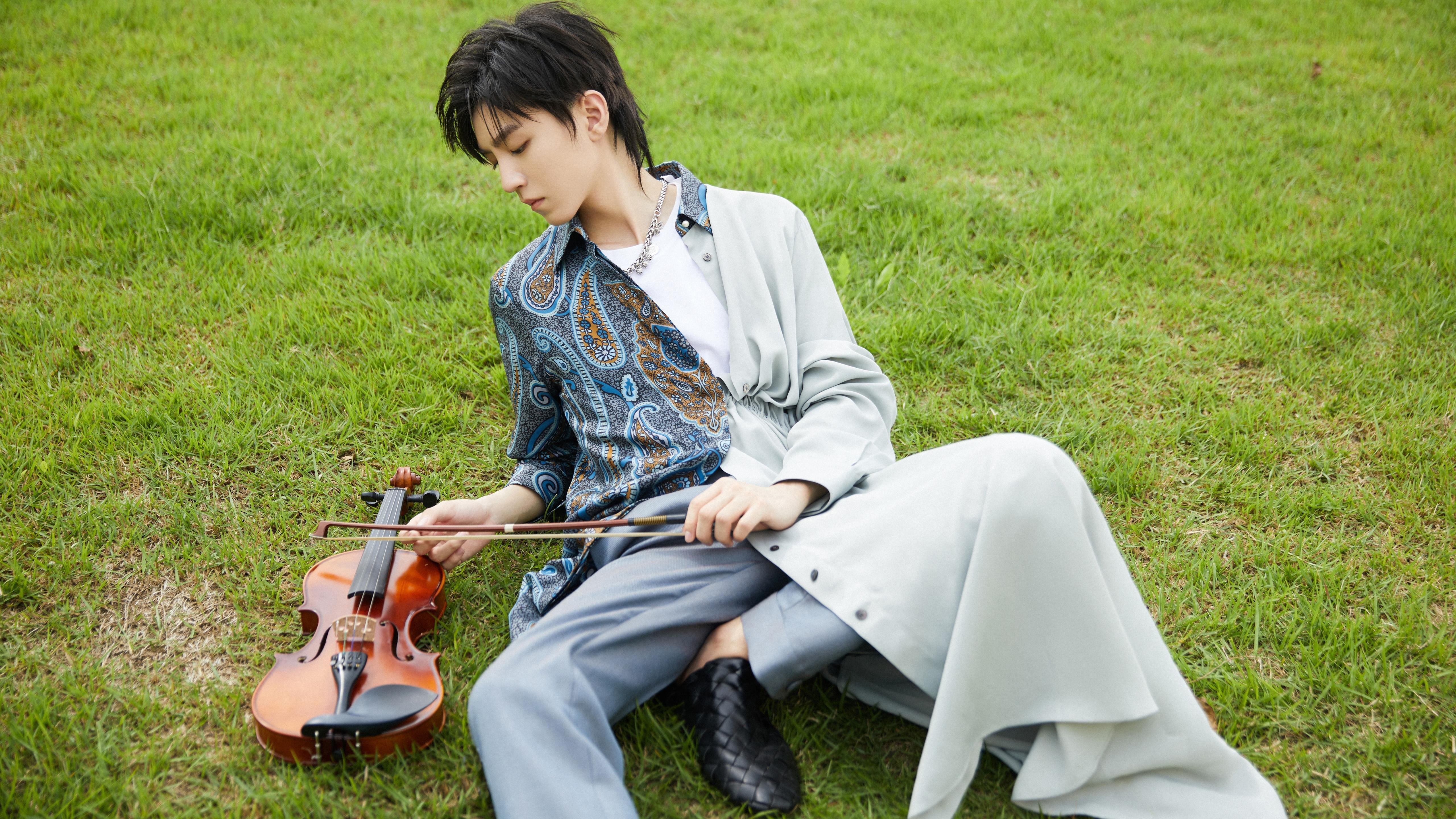 双重战场，班凯罗跨洲际的荣光，鹈鹕争冠战胜出黄蜂的唯一性之夜