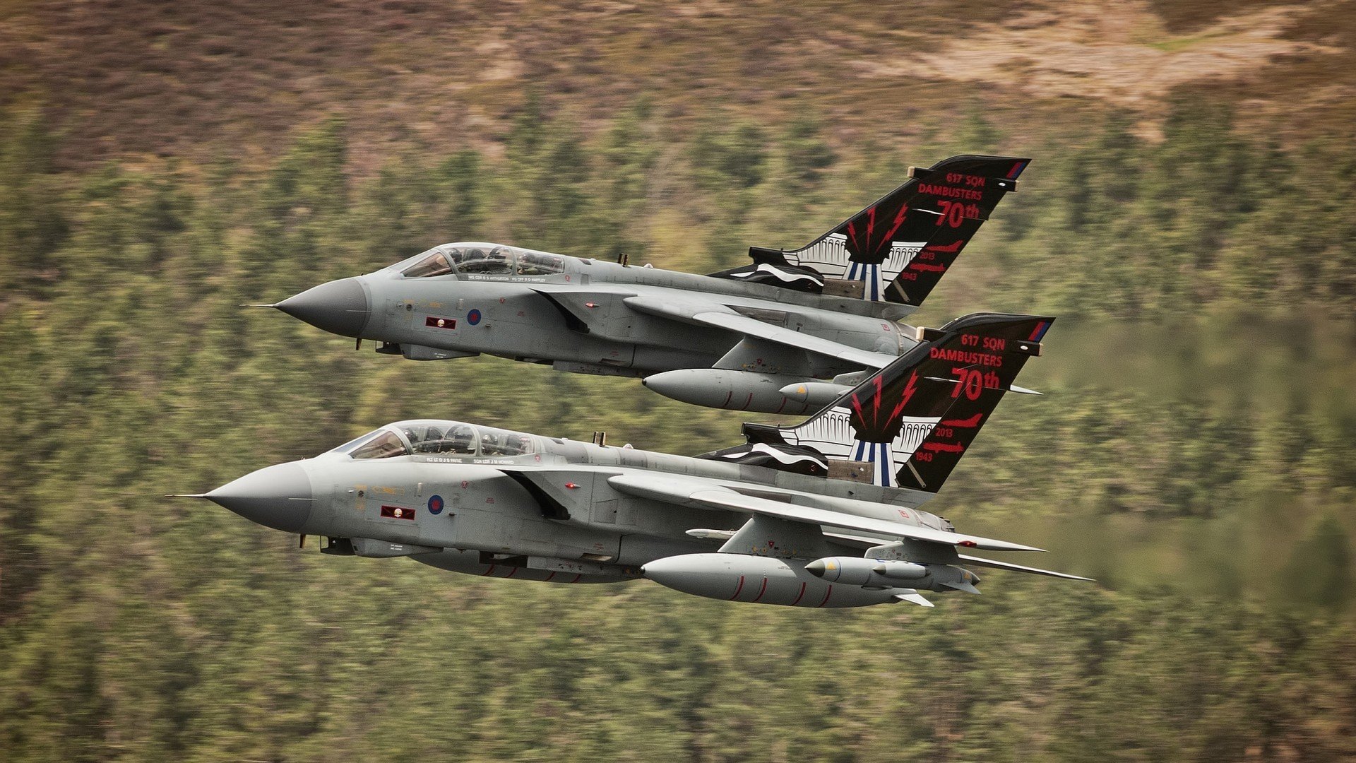 高原烽烟,当欧冠战歌在南美之巅响起,加纳如何被玻利维亚主场魔法粉碎?