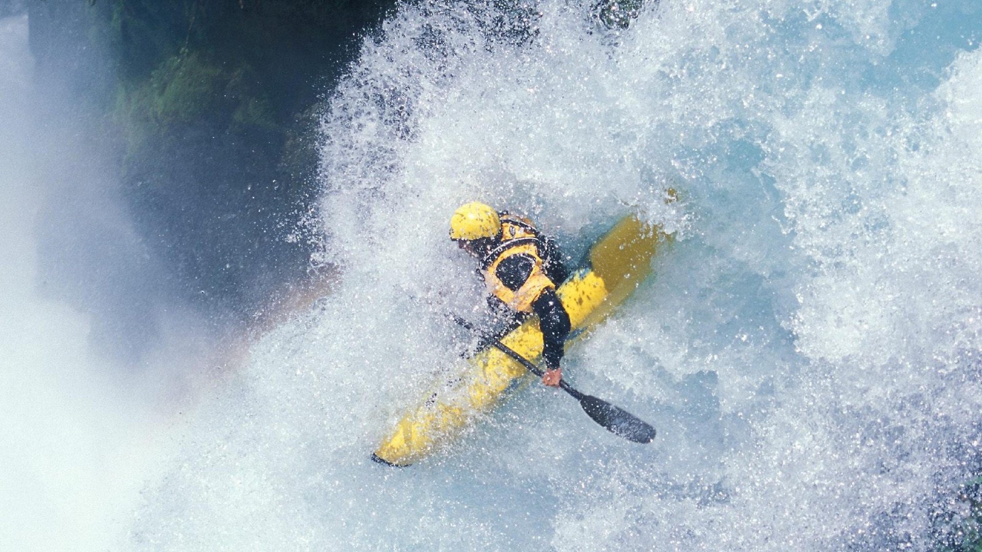 绿茵赌局，当枪手的精密齿轮碾过非洲雄狮的图腾