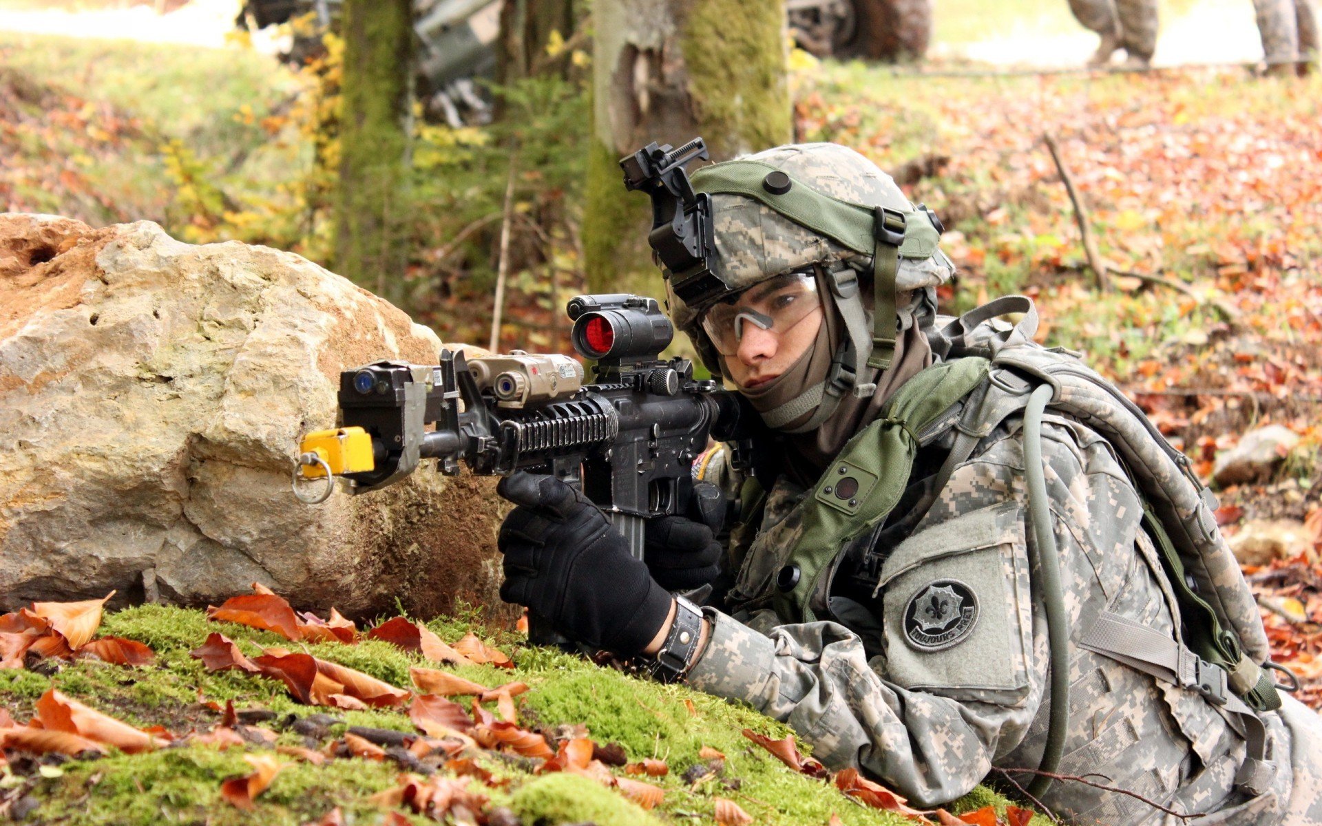 来自世界的两端,抵达同一个战场