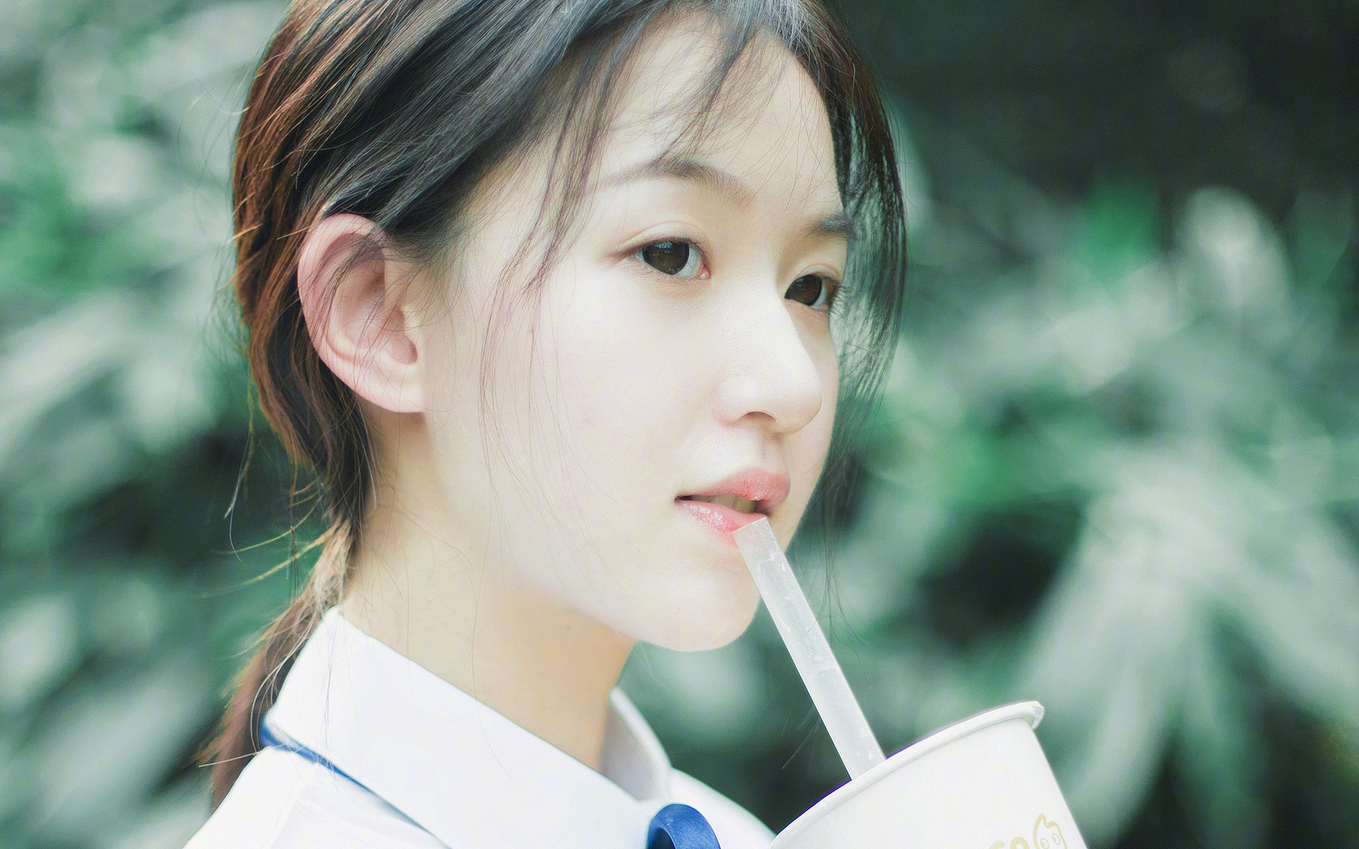 速度与策略的跨界共鸣,从F1街道赛焦点战到AC米兰连续得分压制喀麦隆的竞技艺术