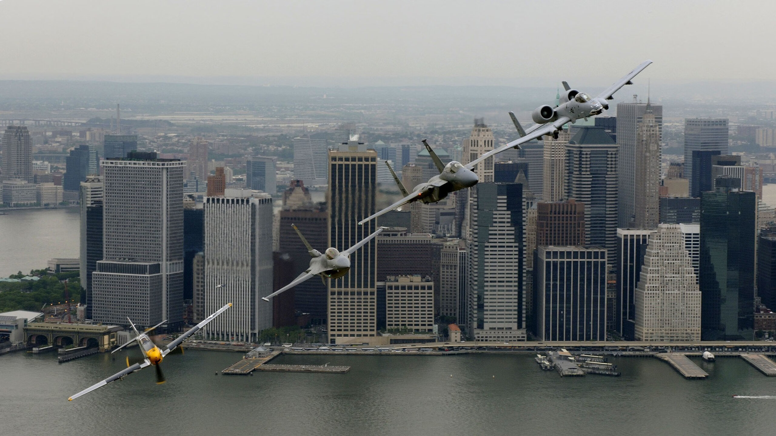 单打方程式,当德罗赞的转身如F1赛车划破街道赛之夜